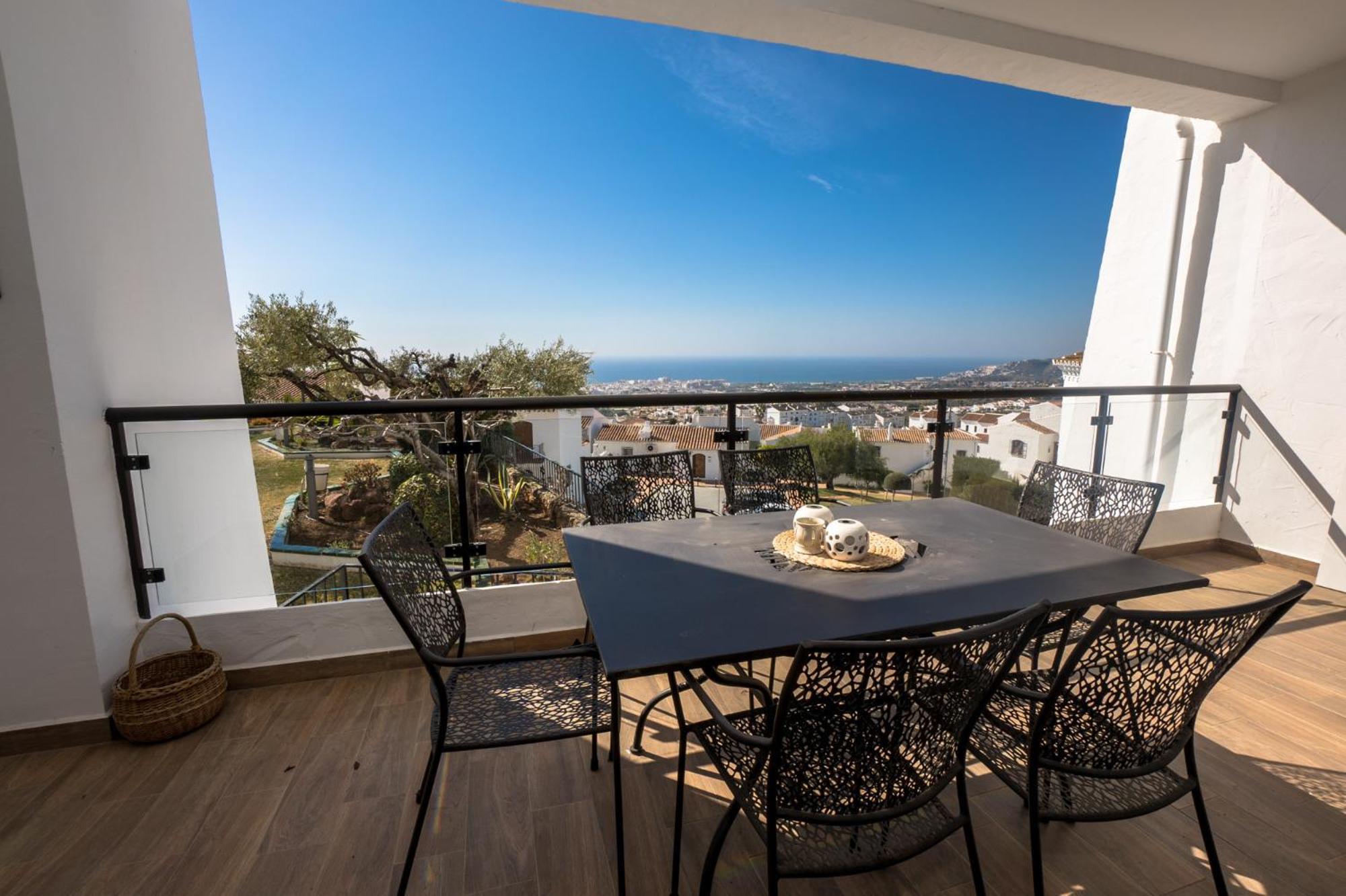 Apartamentos Torres de San Juan Nerja Exterior foto