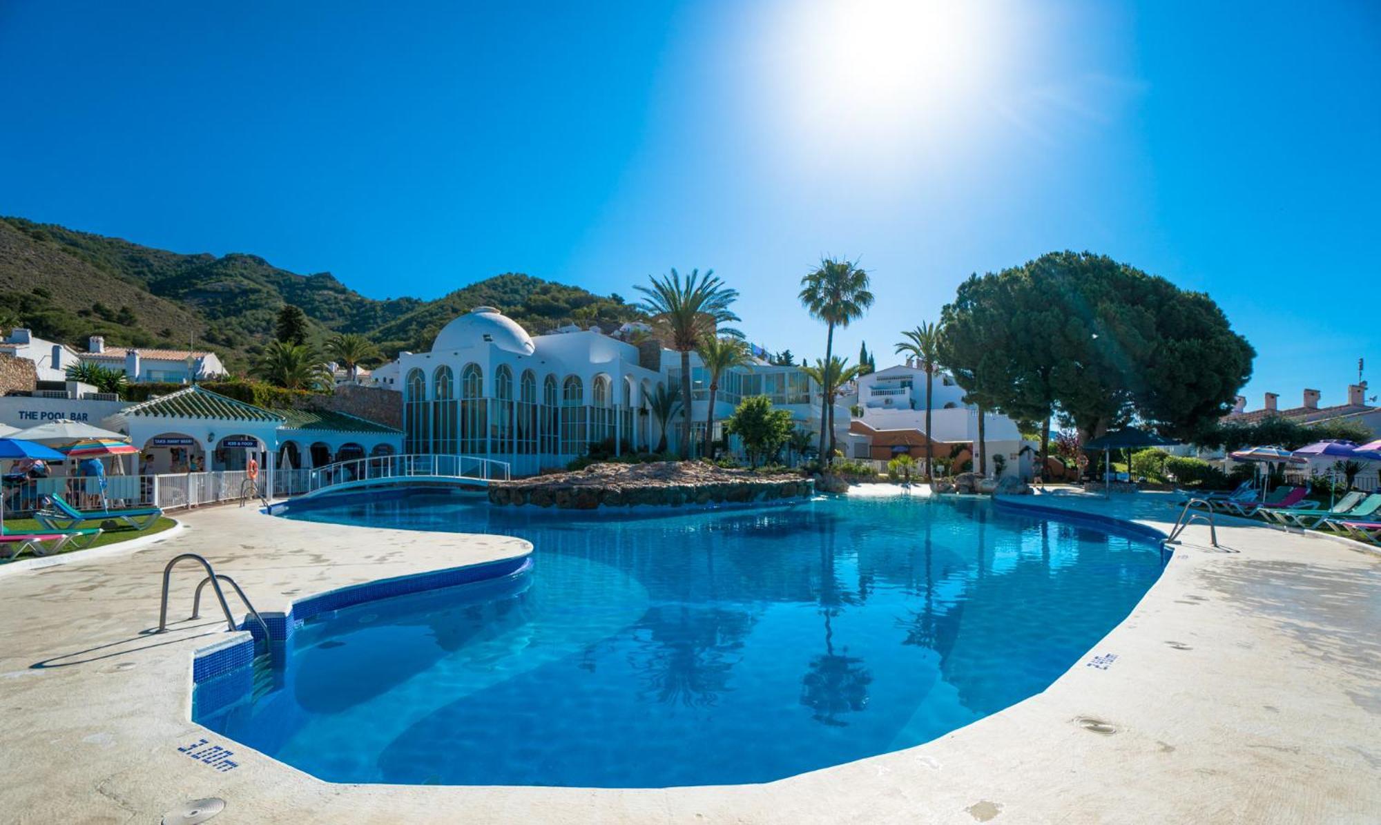 Apartamentos Torres de San Juan Nerja Exterior foto