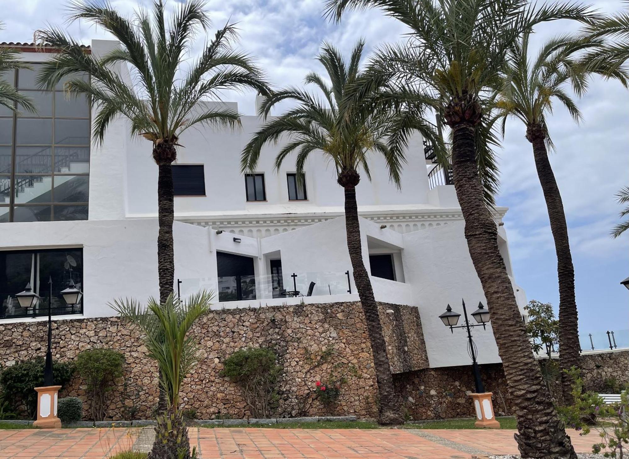Apartamentos Torres de San Juan Nerja Exterior foto
